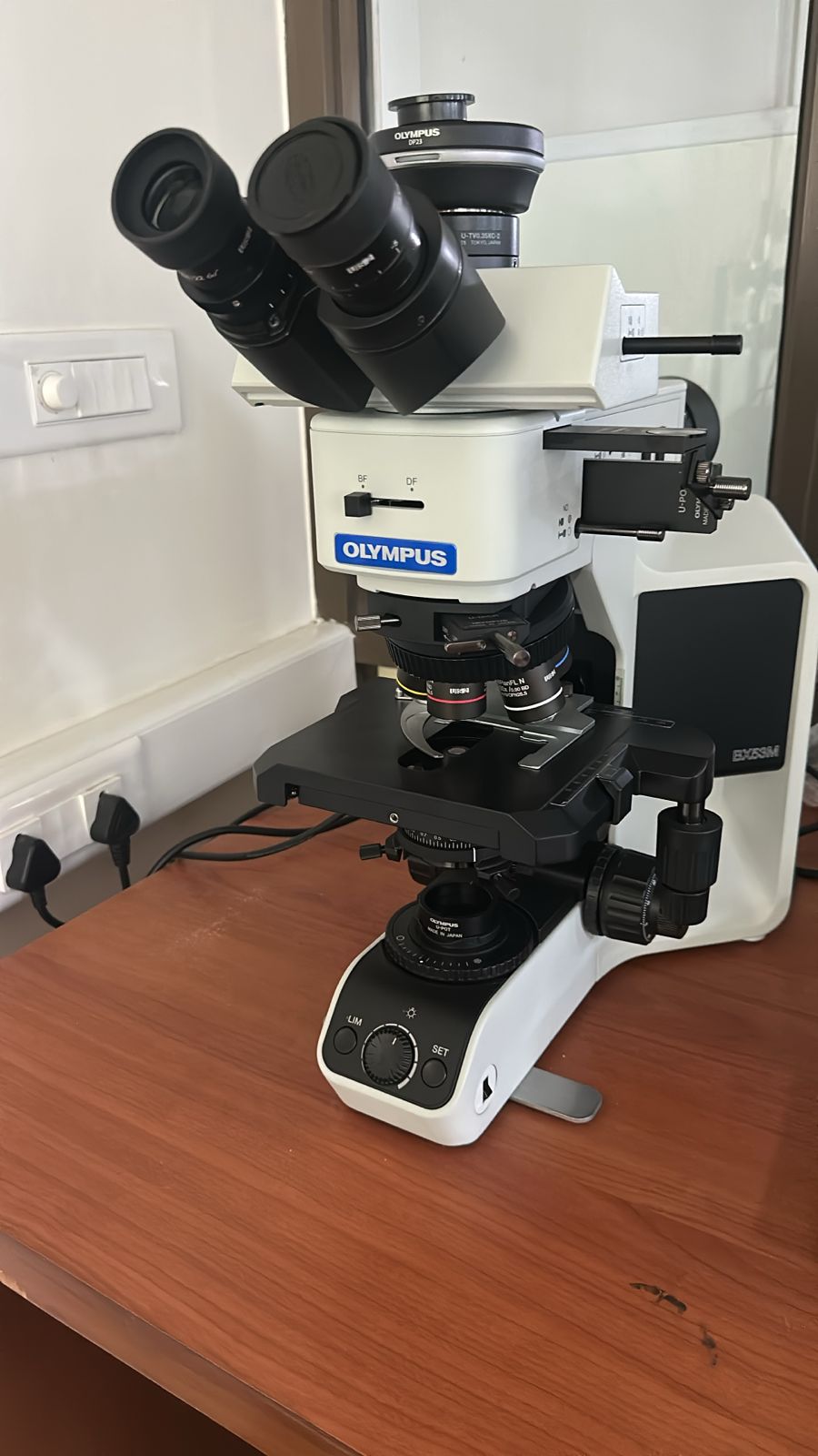Microscope