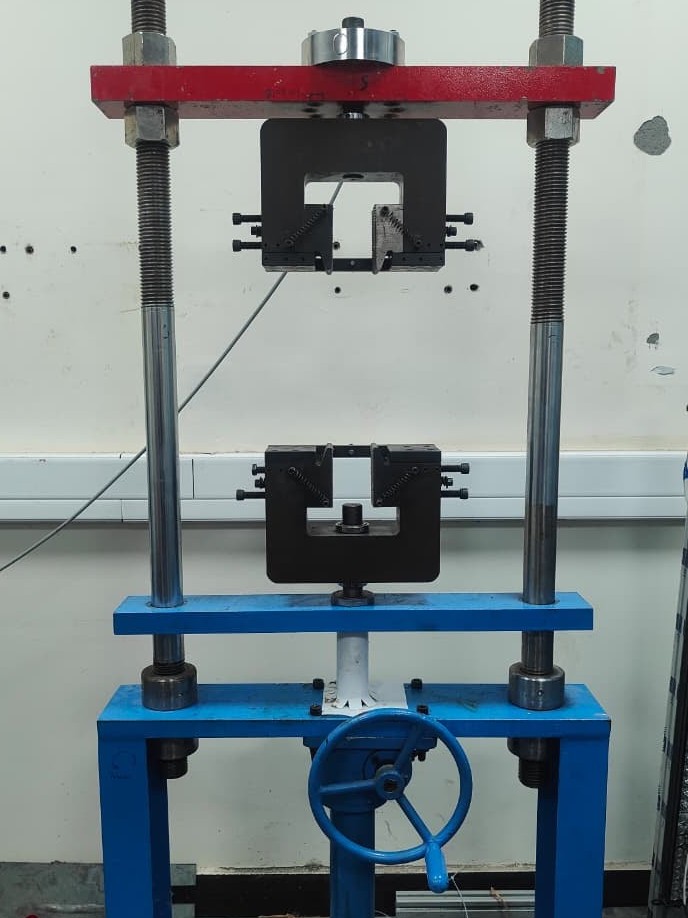 Direct tensile test setup